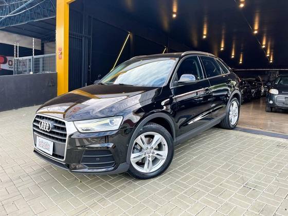 AUDI Q3 1.4 TFSI AMBIENTE FLEX 4P S TRONIC
